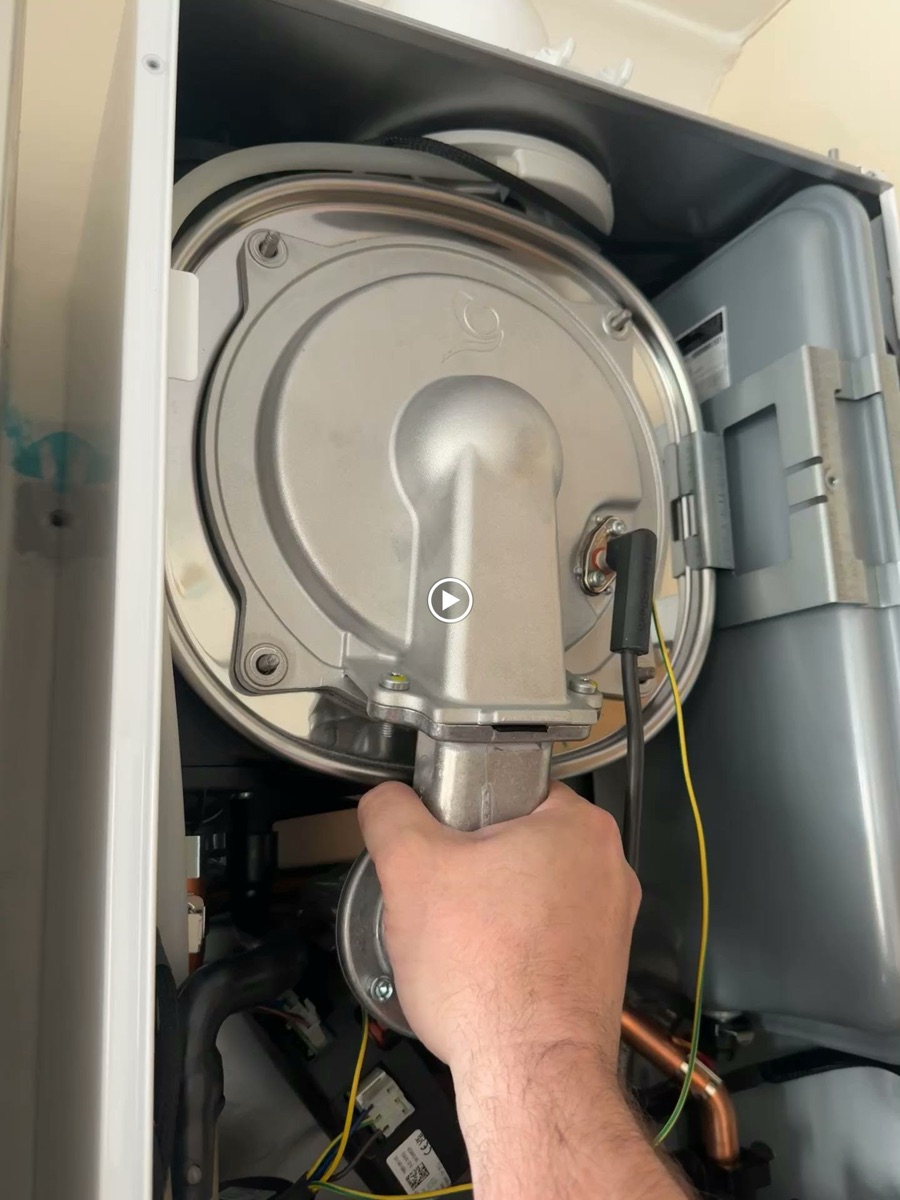 Annual Baxi 830 boiler service in Monton, Eccles